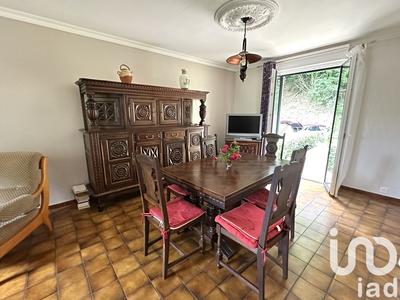 Maison - 90 m² - 5 pièces