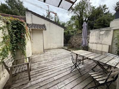 Maison - 88 m² - 4 pièces