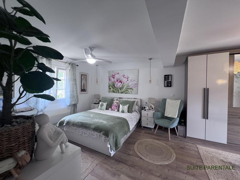 Villa - 100 m² - 4 pièces