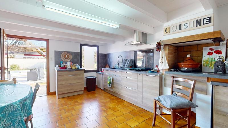 Maison - 195 m² - 4 pièces