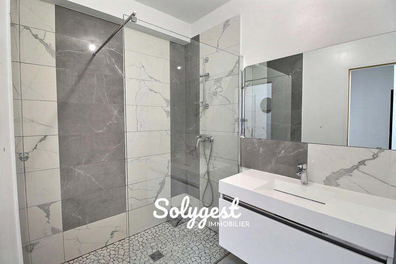 Duplex - 146 m² - 5 pièces