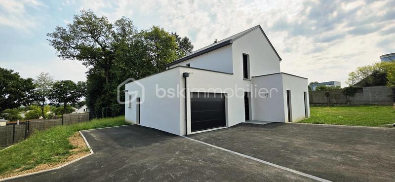 Maison - 150 m² - 6 pièces