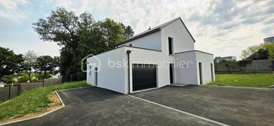 Maison - 150 m² - 6 pièces