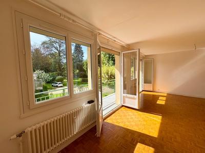 Appartement - 98 m² - 4 pièces