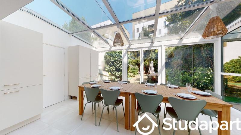 Chambre - 12 m² - 1 pièce