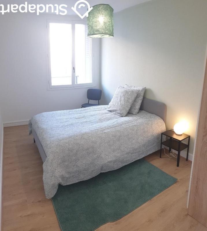 Chambre - 11 m² - 1 pièce