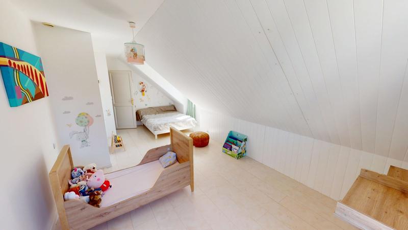 Maison - 180 m² - 6 pièces