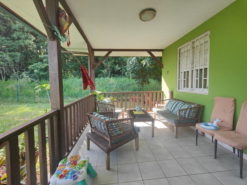 Maison - 93 m² - 4 pièces