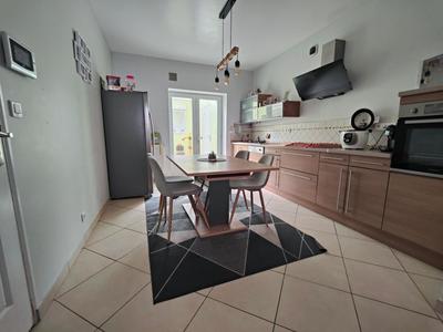Maison - 147 m² - 4 pièces
