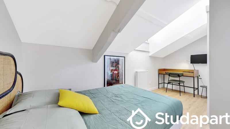 Chambre - 9 m² - 1 pièce