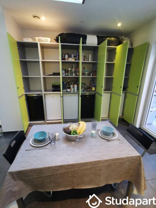 Chambre - 11 m² - 1 pièce