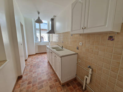 Appartement - 90 m² - 3 pièces