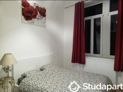 Chambre - 14 m² - 1 pièce