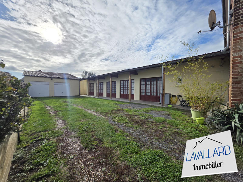 Maison ancienne - 256 m² - 6 pièces