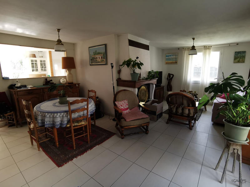 Maison traditionnelle - 115 m² - 6 pièces