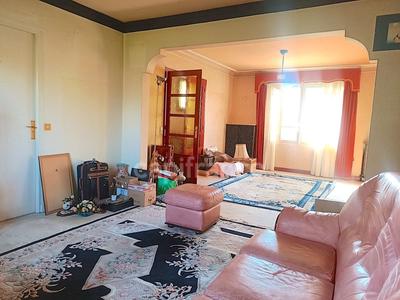 Maison - 246 m² - 6 pièces