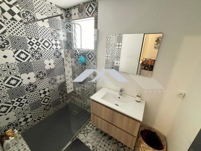 Maison - 103 m² - 4 pièces