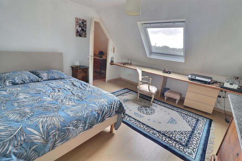 Maison - 260 m² - 7 pièces