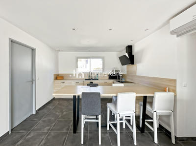 Maison - 100 m² - 4 pièces