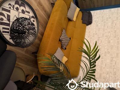 Chambre - 12 m² - 1 pièce