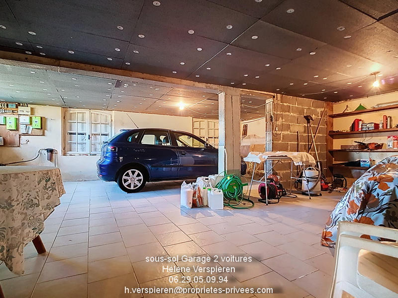 Maison - 217 m² - 10 pièces