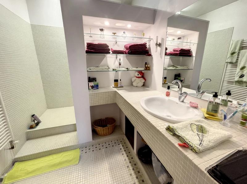 Appartement - 144 m² - 5 pièces