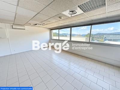 Entrepôt - 134 m²