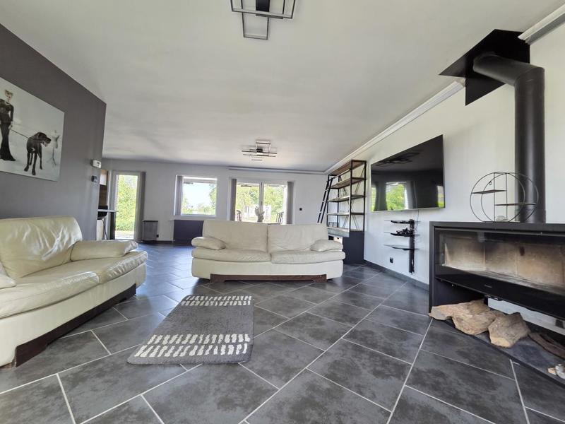 Pavillon - 142 m² - 8 pièces