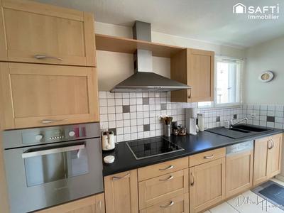 Appartement - 96 m² - 5 pièces