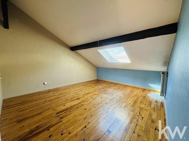 Appartement - 104 m² - 5 pièces