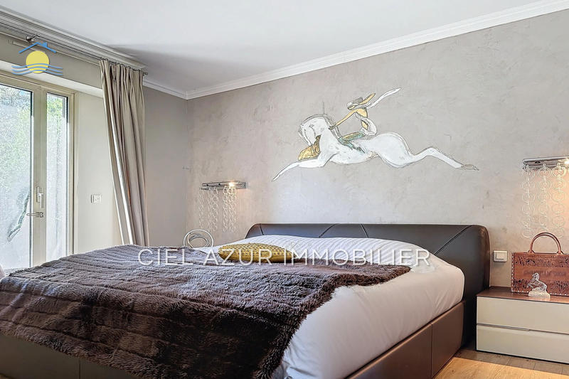 Appartement - 150 m² - 5 pièces