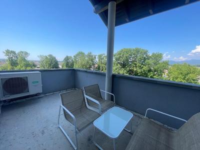 Appartement - 78 m² - 3 pièces