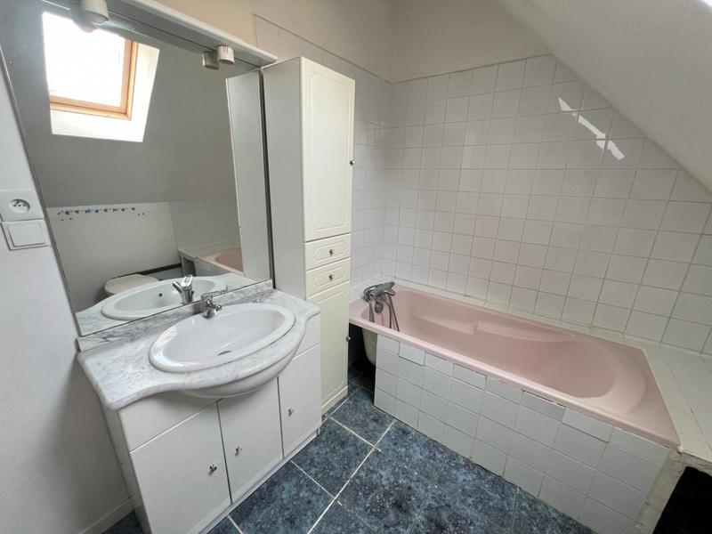 Maison - 121 m² - 4 pièces