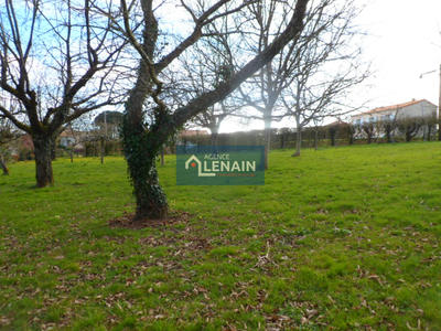 Terrain - 1 400 m²