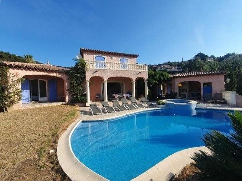 Villa - 165 m² - 8 pièces