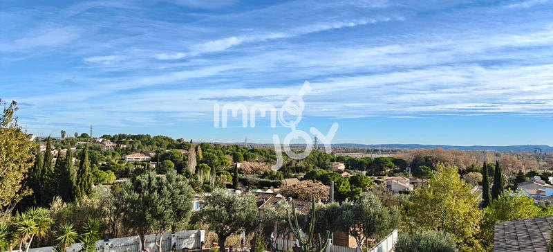 Maison - 183 m² - 5 pièces