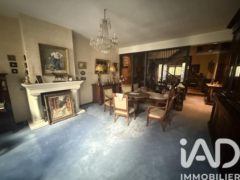 Maison de ville - 131 m² - 4 pièces