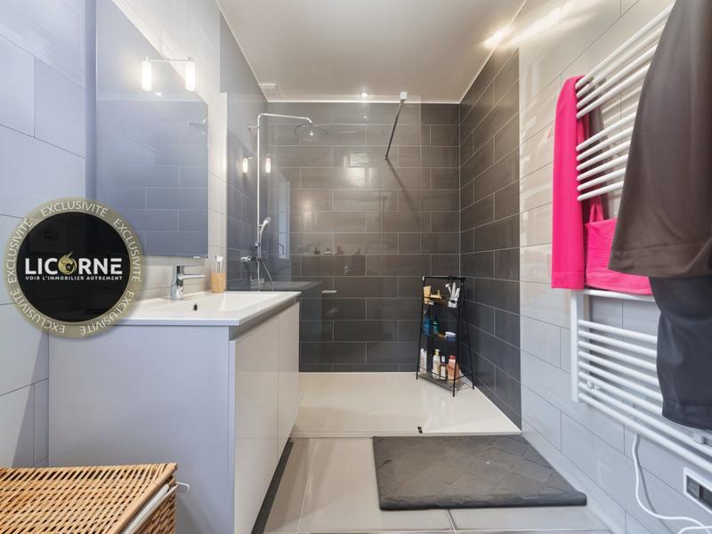 Maison - 93 m² - 4 pièces