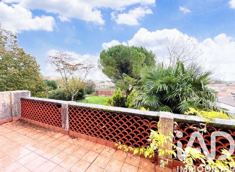 Maison - 190 m² - 8 pièces