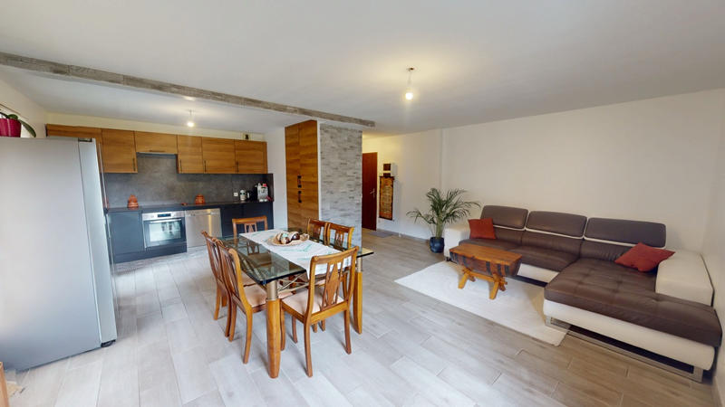 Appartement - 86 m² - 4 pièces