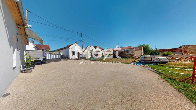 Maison - 140 m² - 4 pièces