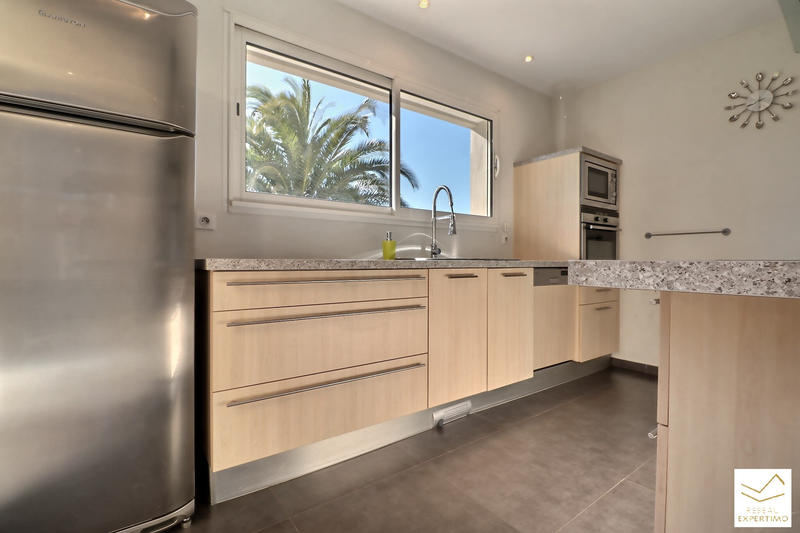 Maison - 145 m² - 5 pièces