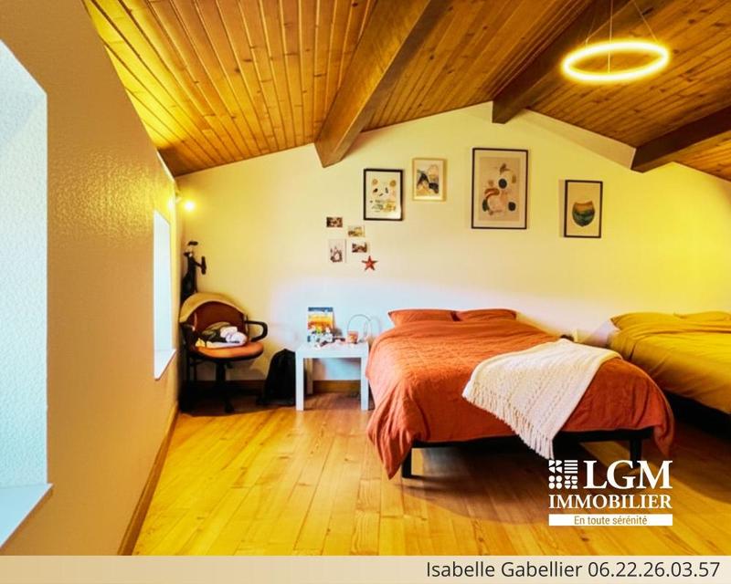 Maison - 138 m² - 4 pièces