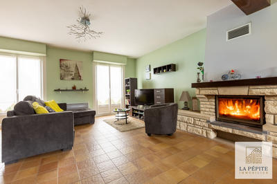 Maison - 96 m² - 5 pièces