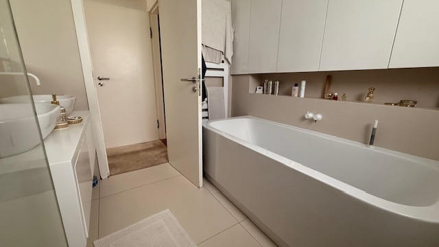 Appartement - 146 m² - 5 pièces