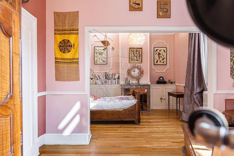 Maison d'architecte - 258 m² - 6 pièces