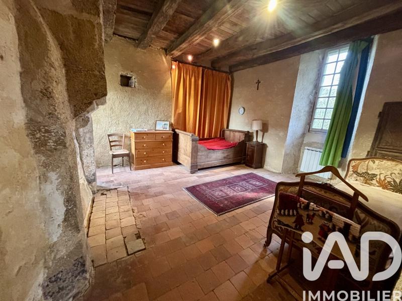 Maison - 350 m² - 14 pièces