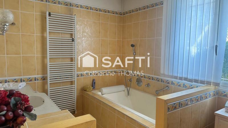 Maison - 120 m² - 4 pièces