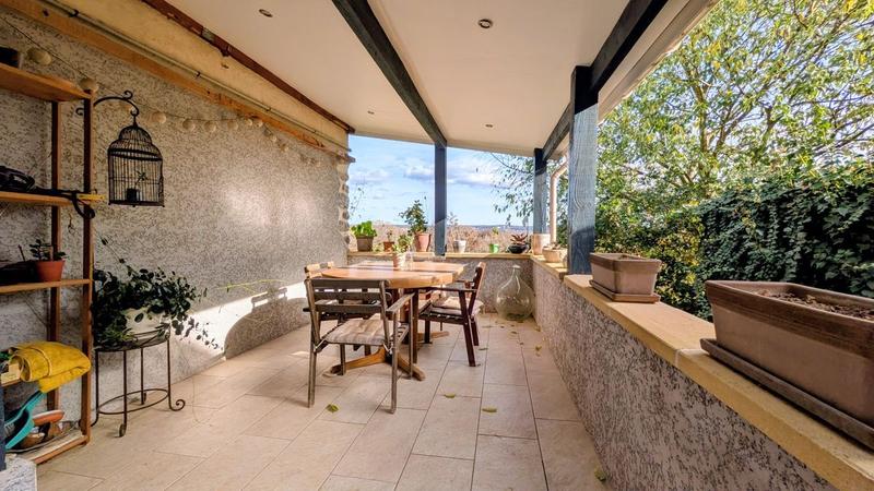 Maison en pierre - 80 m² - 3 pièces