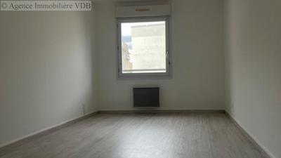 Appartement - 99 m² - 4 pièces